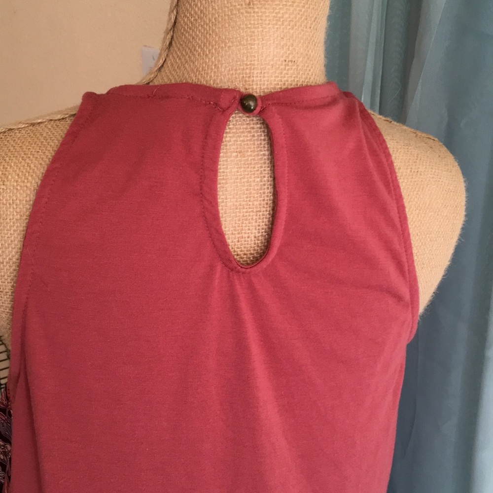 Top - Picture 3 of 4